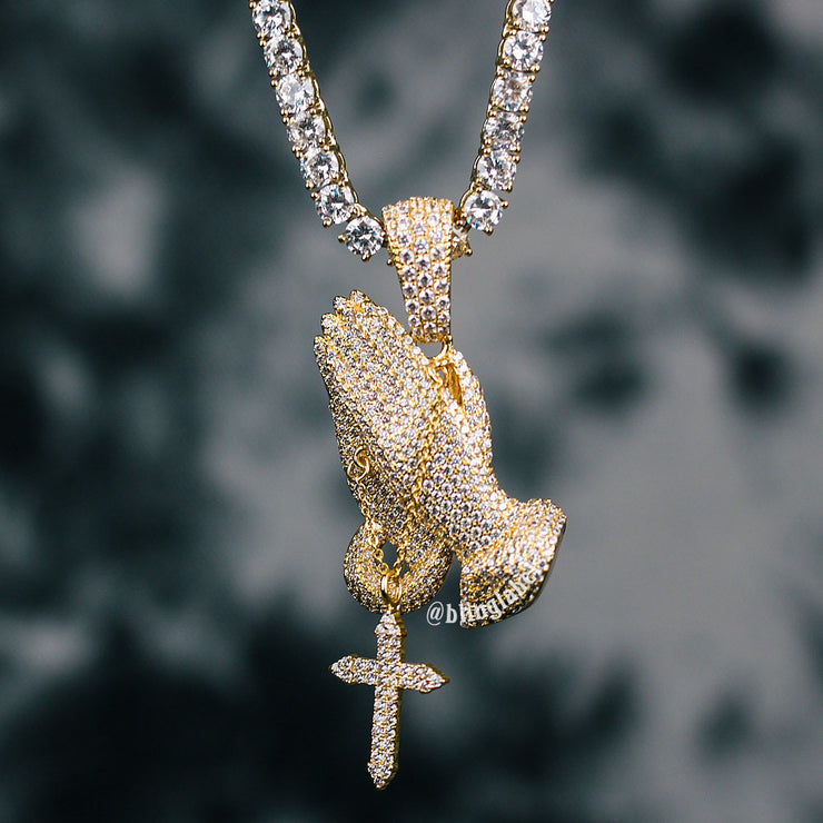 iced out praying hands pendant