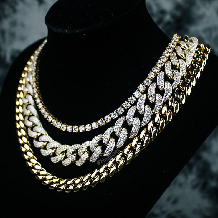 Quavo Choker Chains Set in Gold