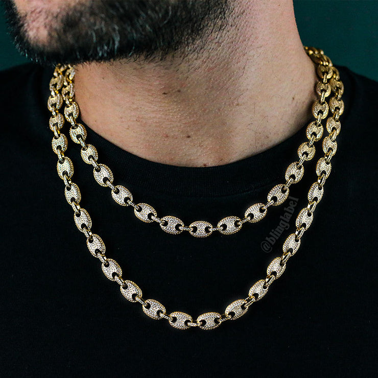 Iced Out Coffee Link Chain in Gold (10mm)
